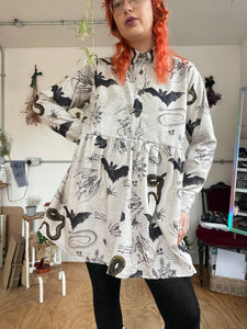 The Baudelaire Shirt dress in oddities print size L